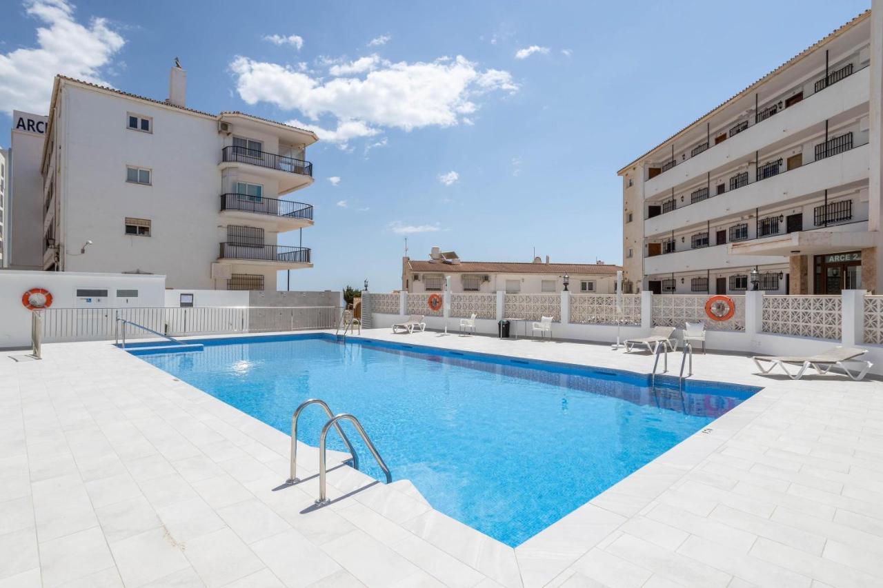Apartment Arce Frontline Seaview Nerja Eksteriør billede
